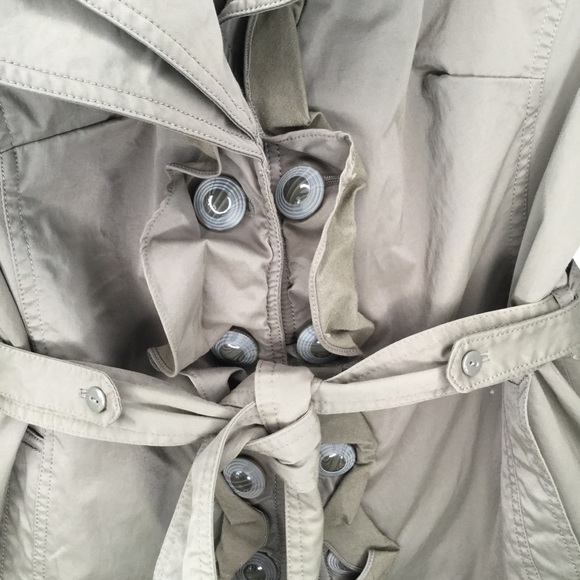 Kenar ruffle olive green trench rain coat - Picture 5 of 7